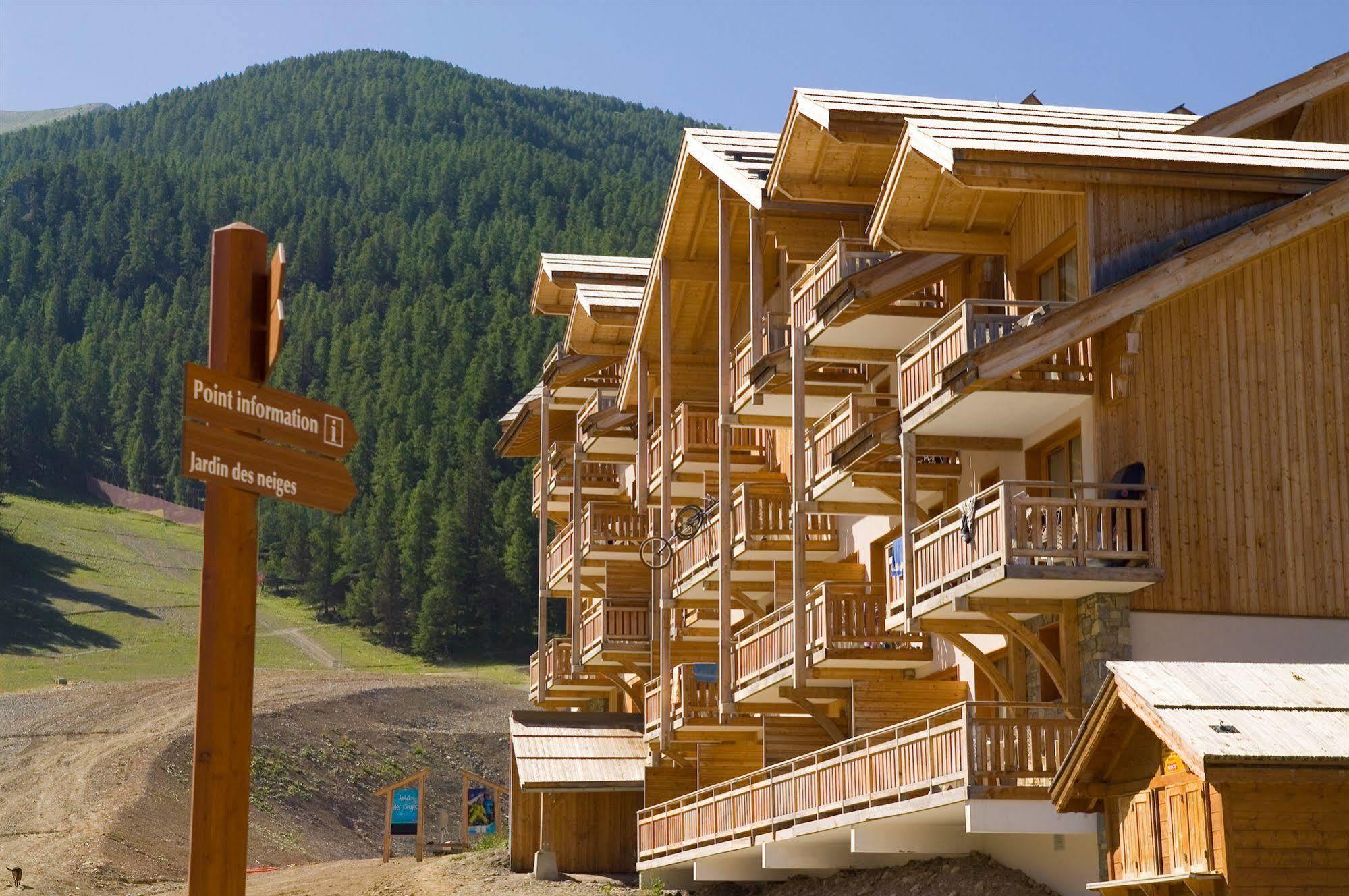Madame Vacances Residence Le Parc Des Airelles Les Orres Kültér fotó